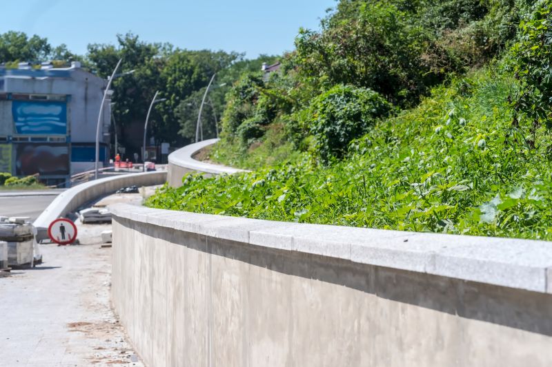 Concrete Retaining Wall